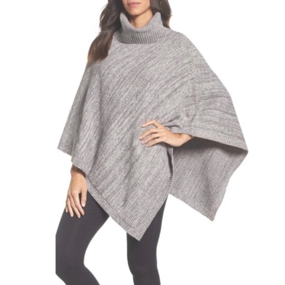 Barefoot Dreams Cozy Chic One Size Plus Asymmetrical Poncho - Picture 14 of 14